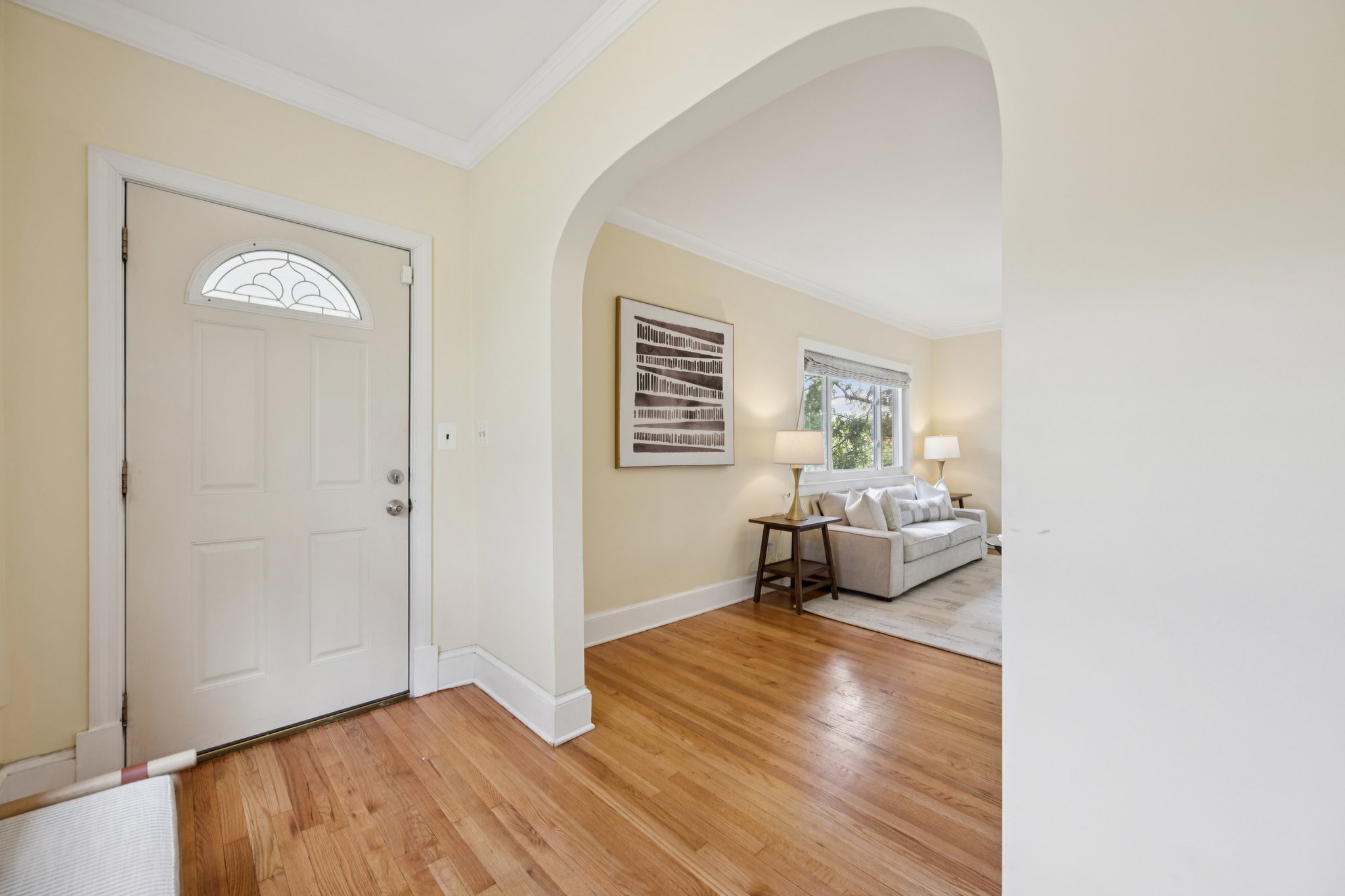 1339 Irving Street NE_Foyer